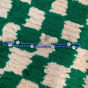 Flower beaded necklace